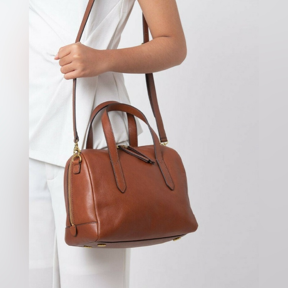 Fossil Leather Duffel Bag in Brown